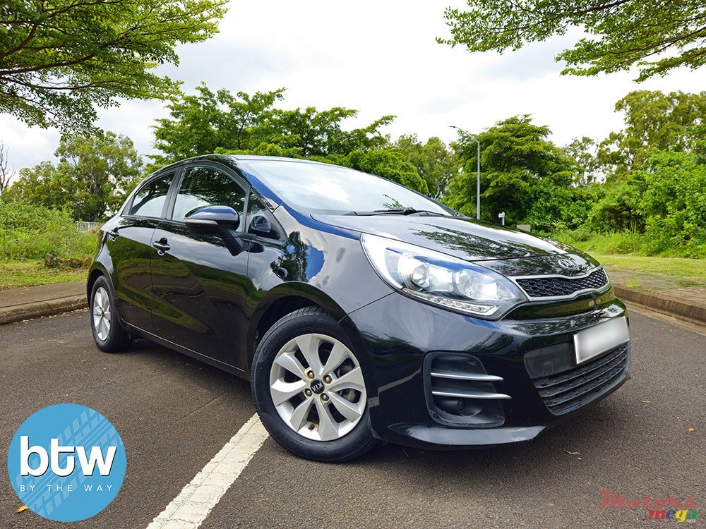 2016' Kia Rio photo #1