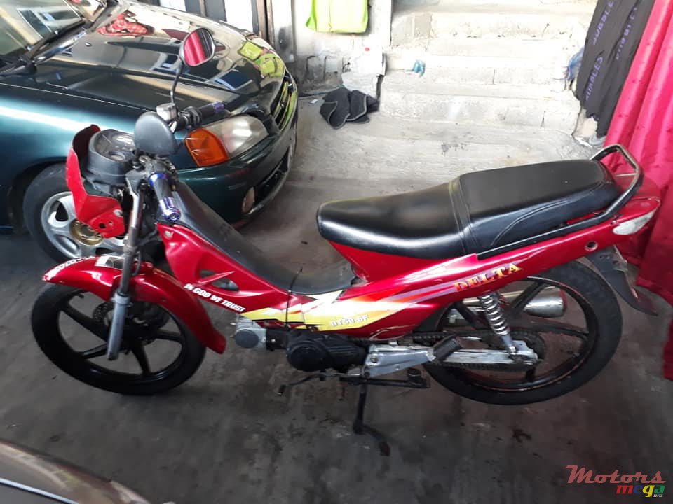 2004' Delta Mondial photo #4