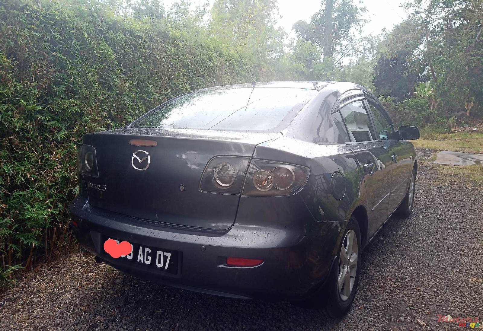 2007' Mazda 3 manual photo #3