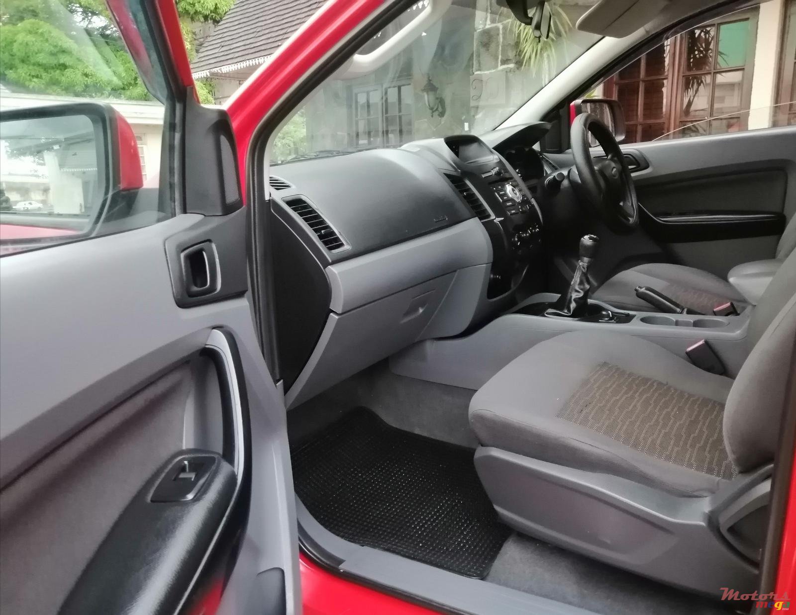 2013' Ford Т photo #5