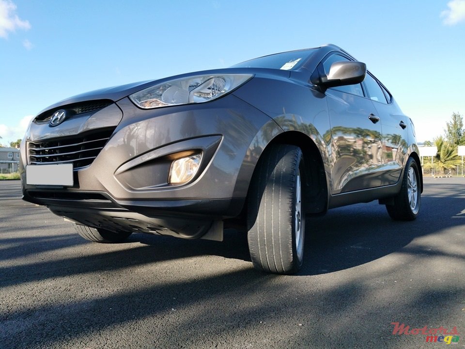 2010' Hyundai ix35 photo #4