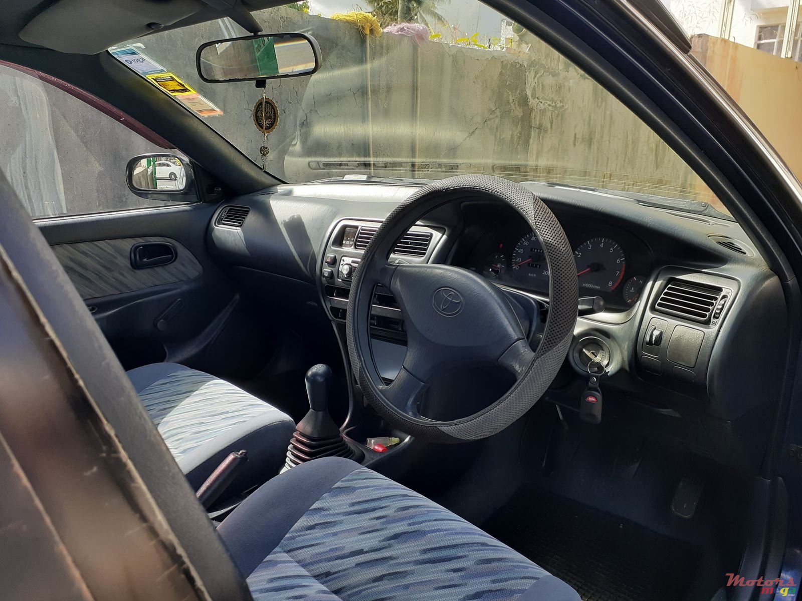 1997' Toyota Corolla photo #3