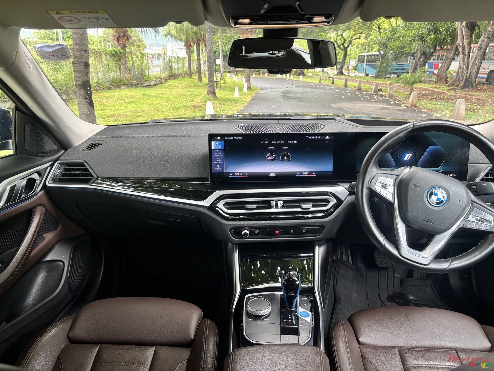 2022' BMW i4 photo #3