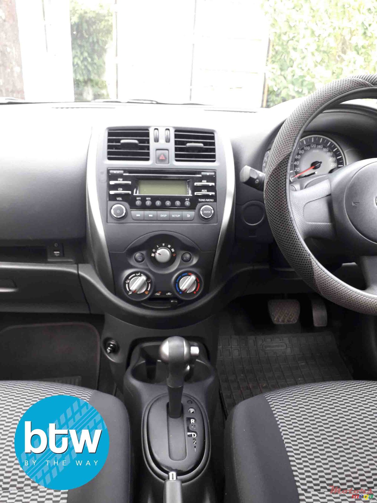 2016' Nissan Micra photo #6