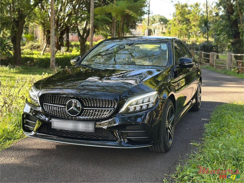 2020' Mercedes-Benz C180 AMG Pack photo #2