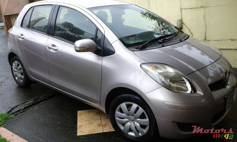 2010' Toyota Vitz photo #1