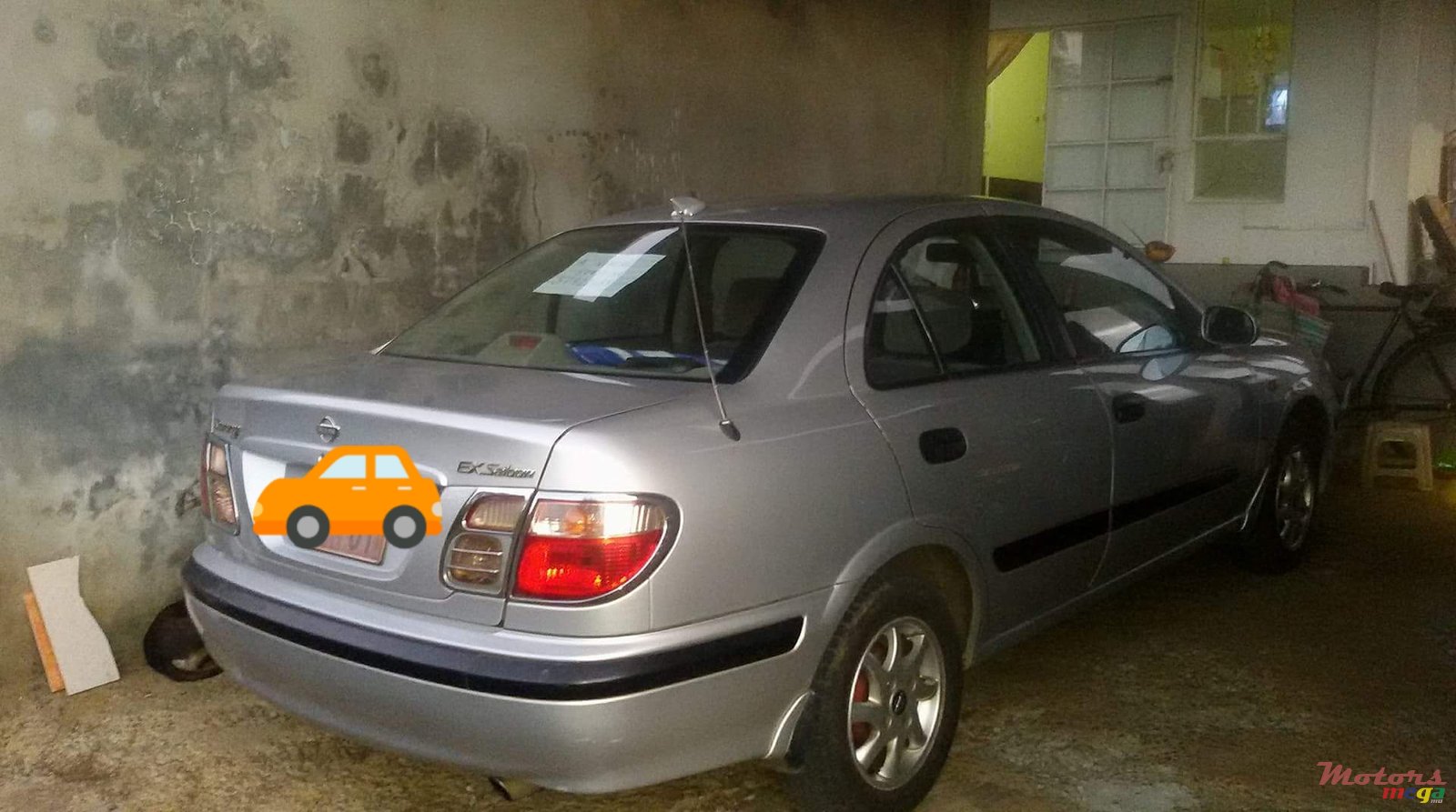 2001' Nissan Sunny photo #1