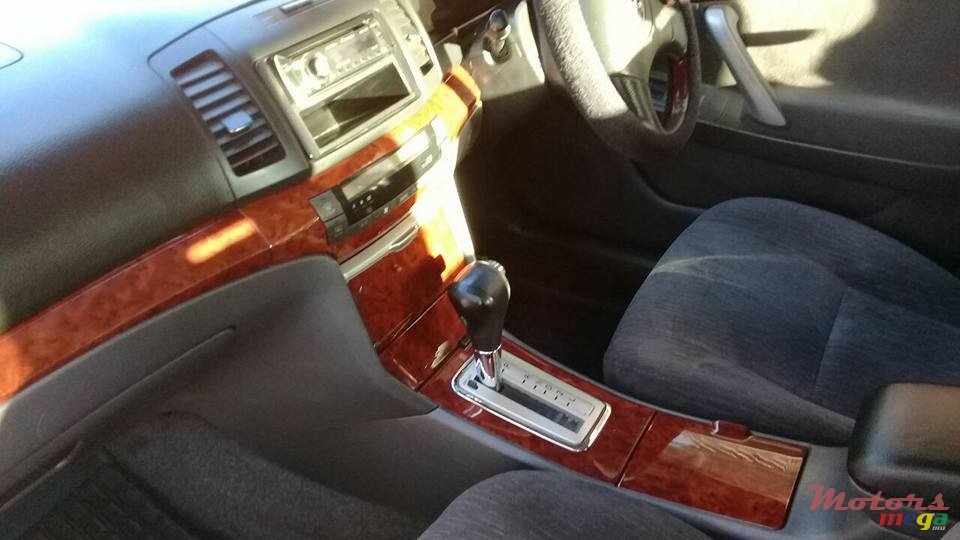 2006' Toyota photo #6