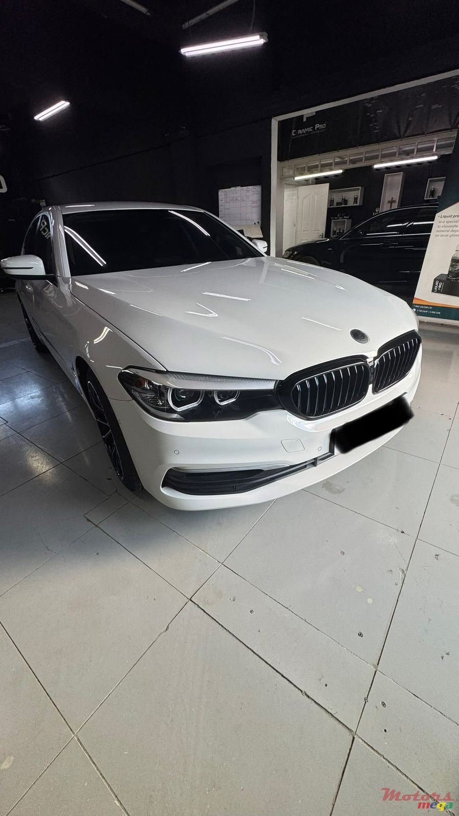 2019' BMW 530 photo #1