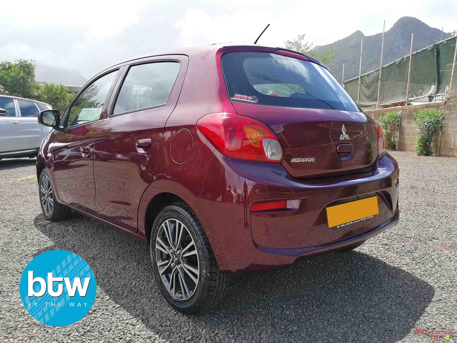 2020' Mitsubishi Mirage photo #3