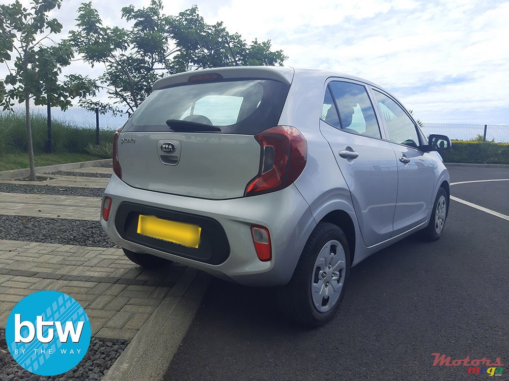 2020' Kia Picanto photo #4