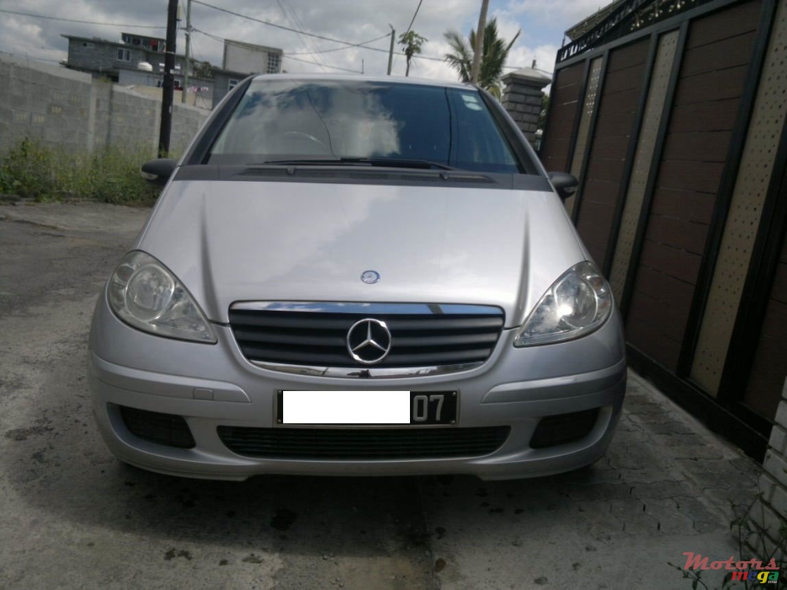 2007' Mercedes-Benz A 150 photo #2