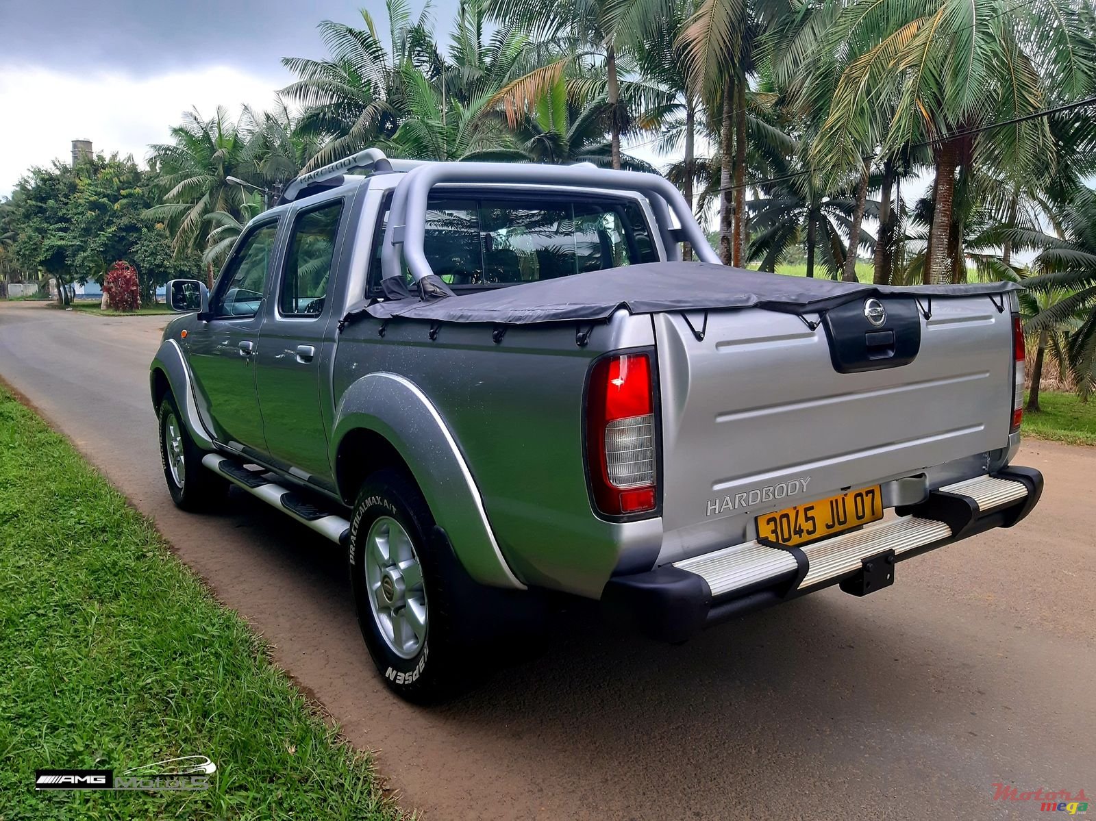 2007' Nissan Hardbody Predator 3.0 photo #3