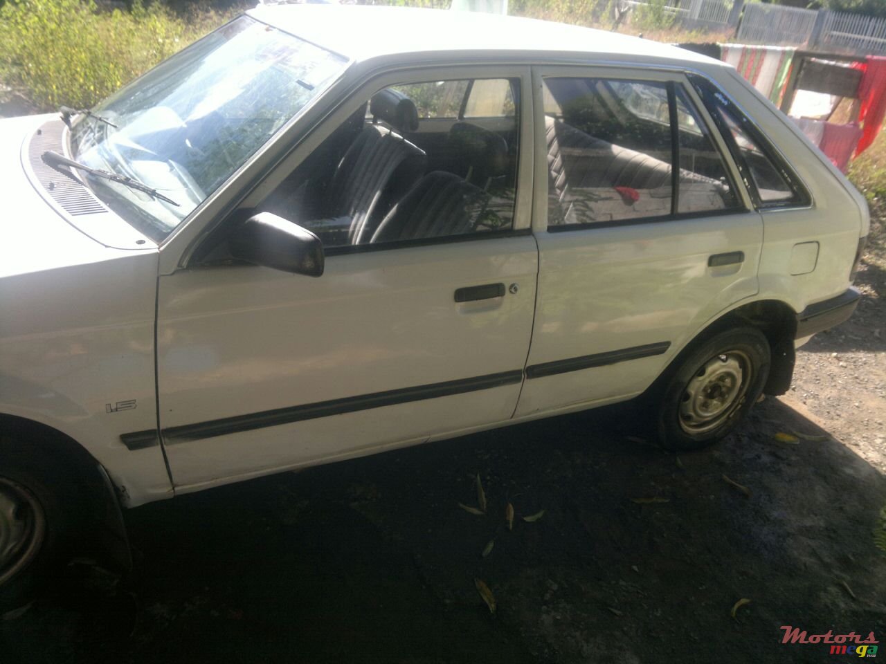 1989' Mazda Familia photo #1