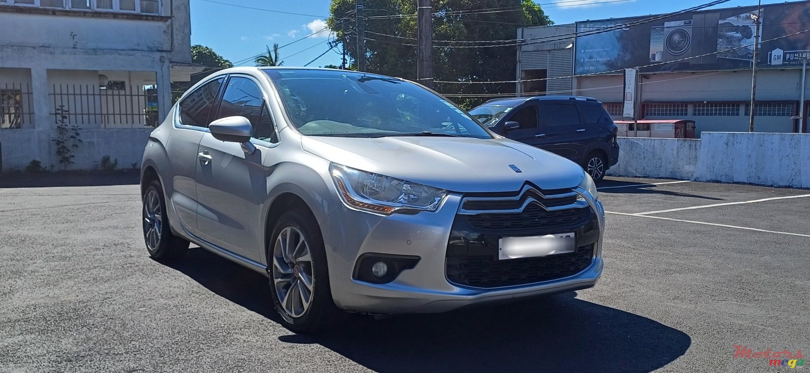 2016' Citroen DS4 photo #2