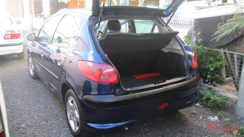 2008' Peugeot 206 photo #7