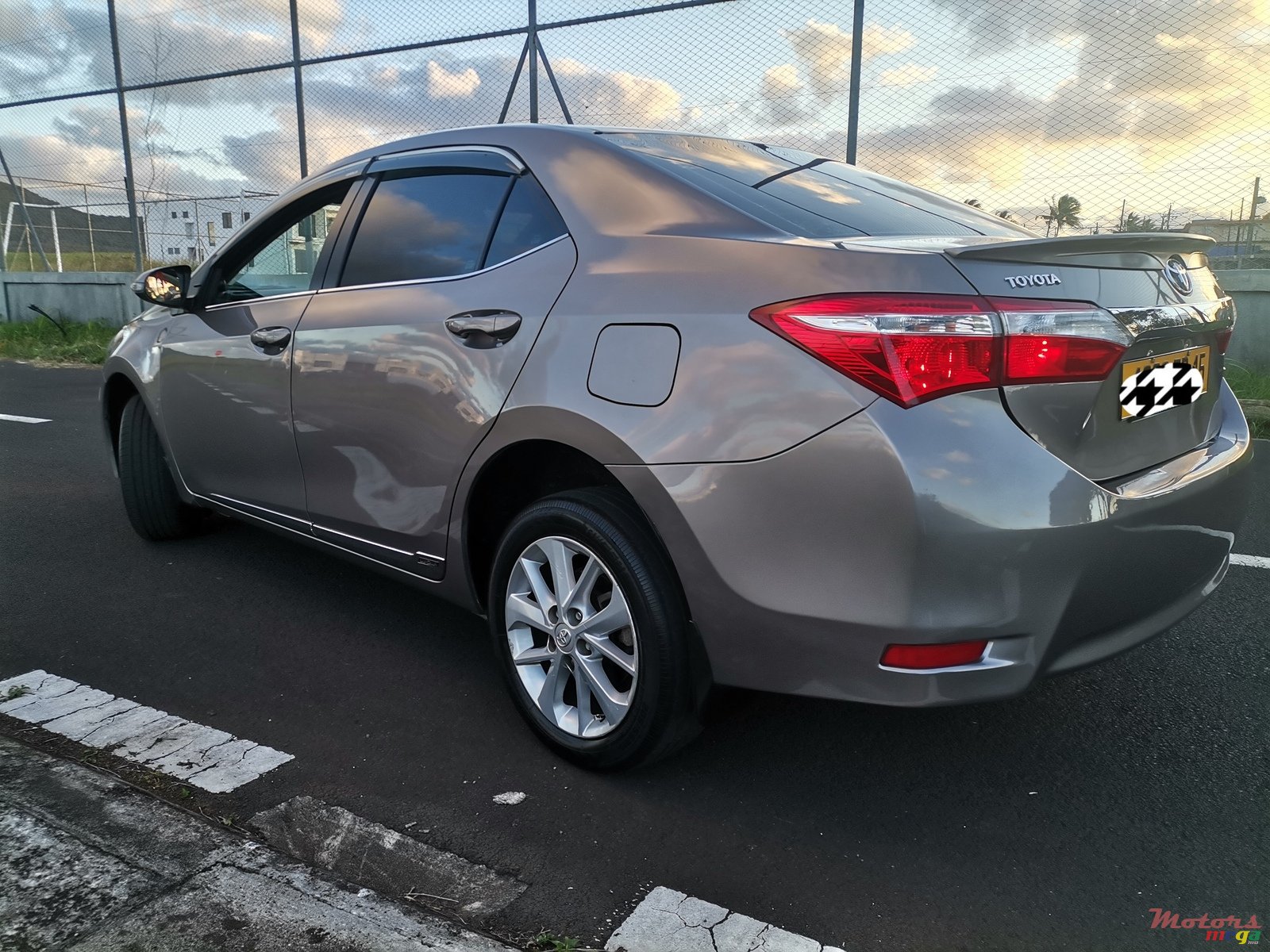 2015' Toyota Corolla Local photo #2