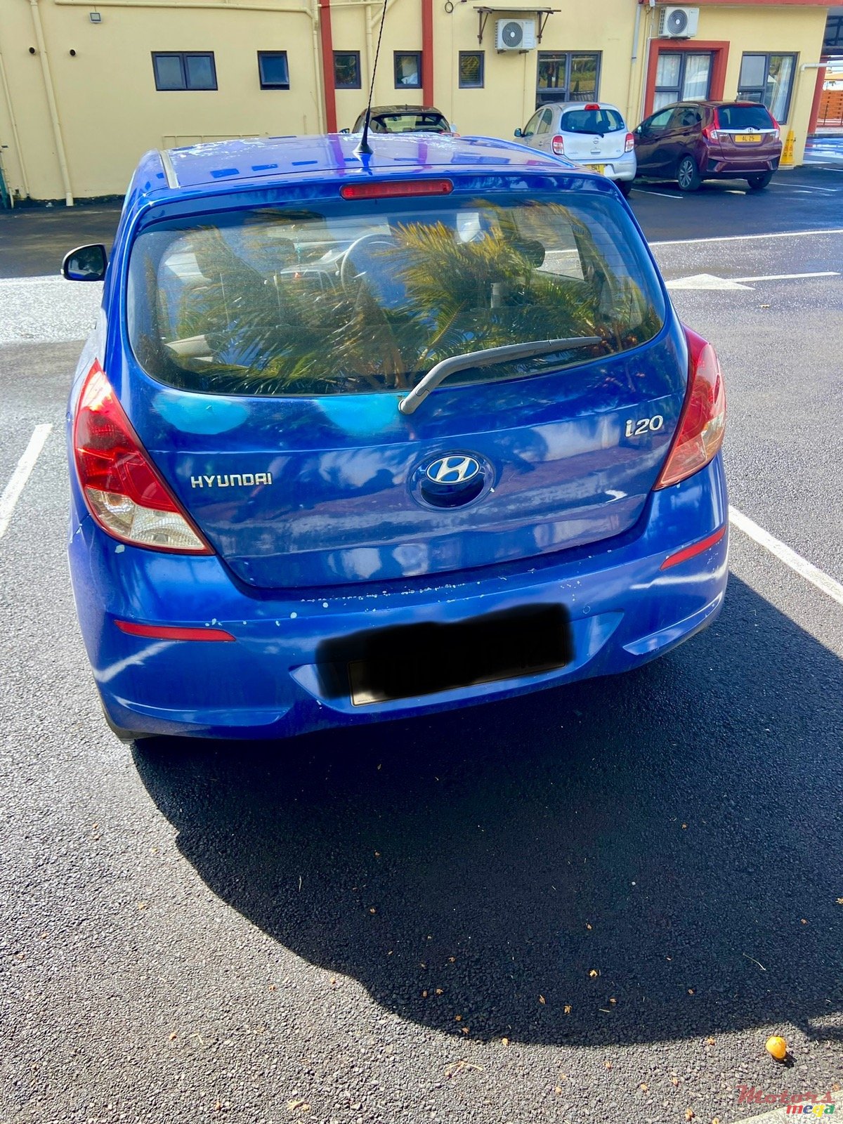 2012' Hyundai i20 photo #1