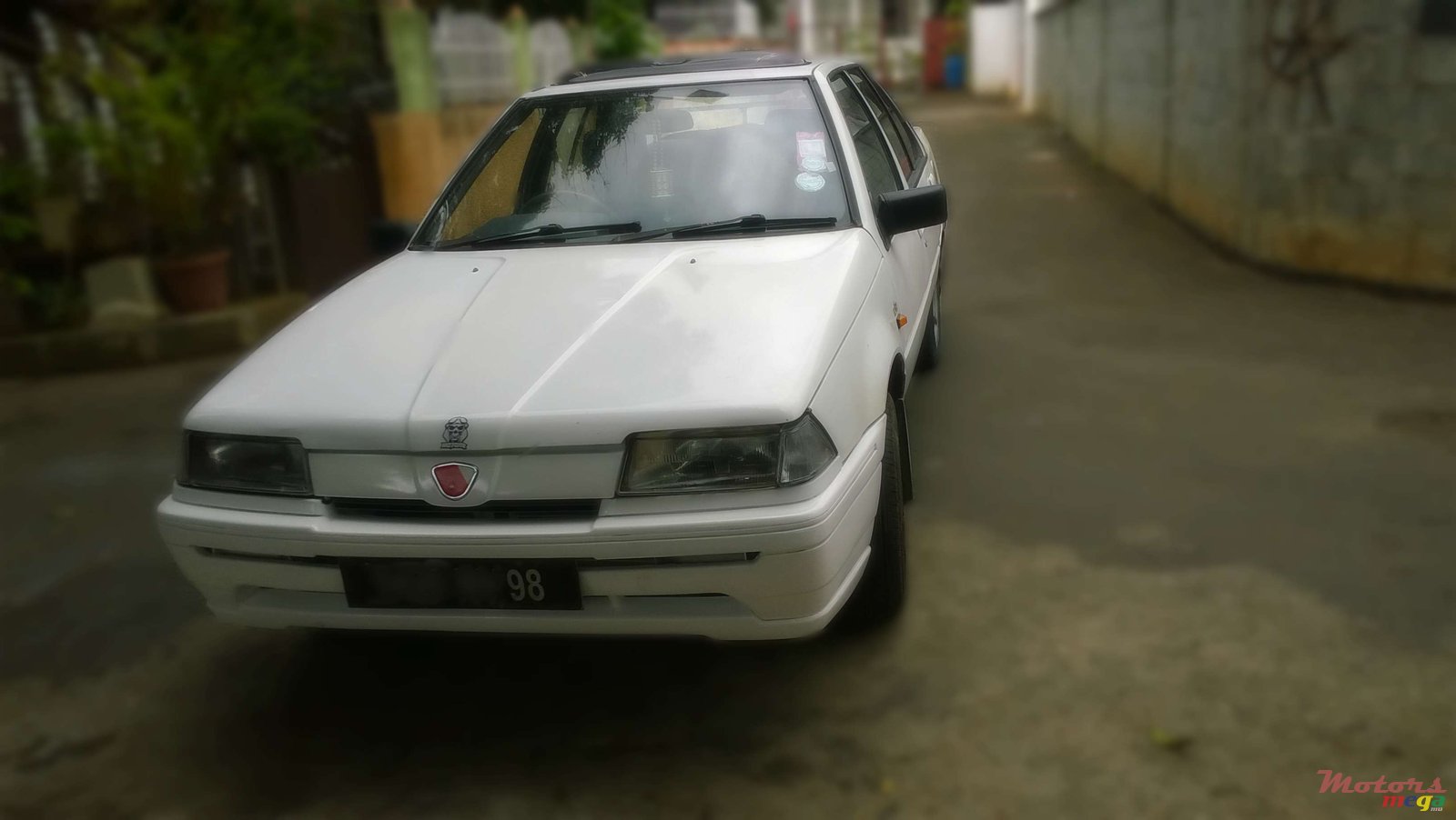 1988' Proton Saga photo #1