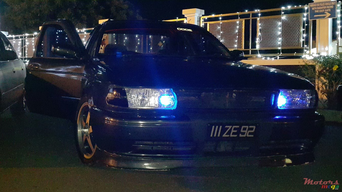 1992' Nissan B13 photo #1