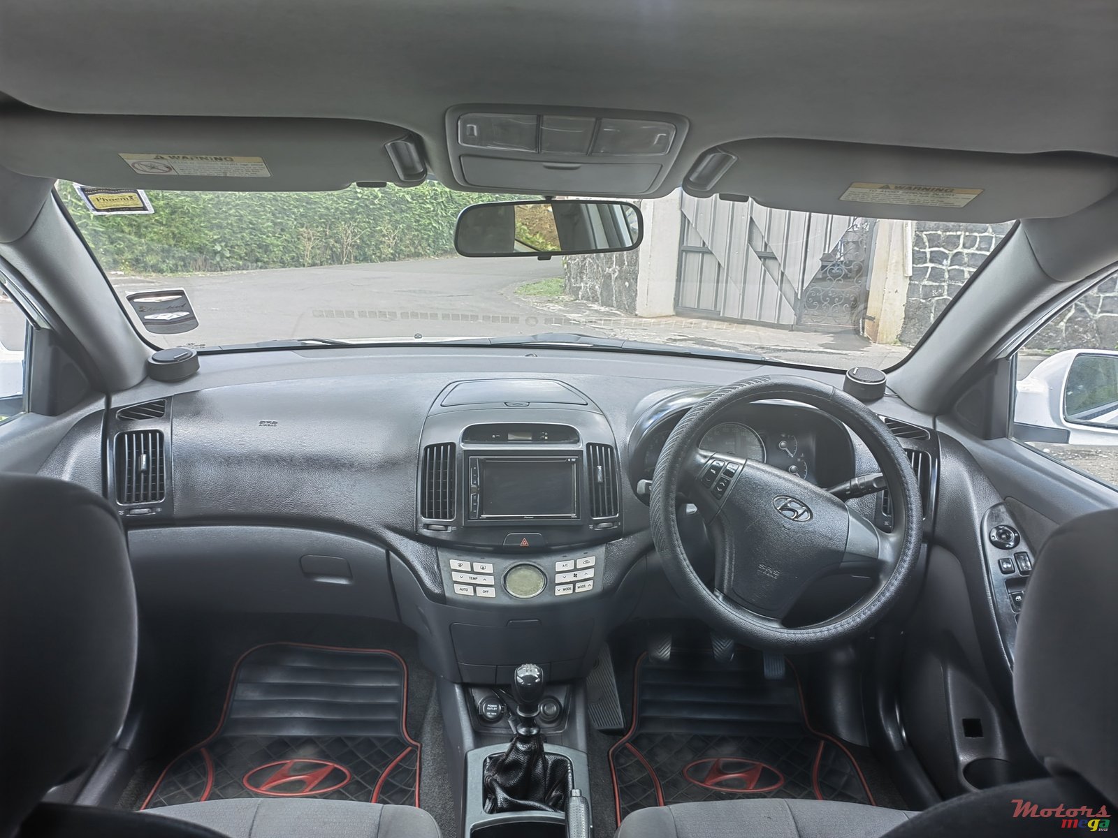 2010' Hyundai Elantra With audio set pioneer photo #6