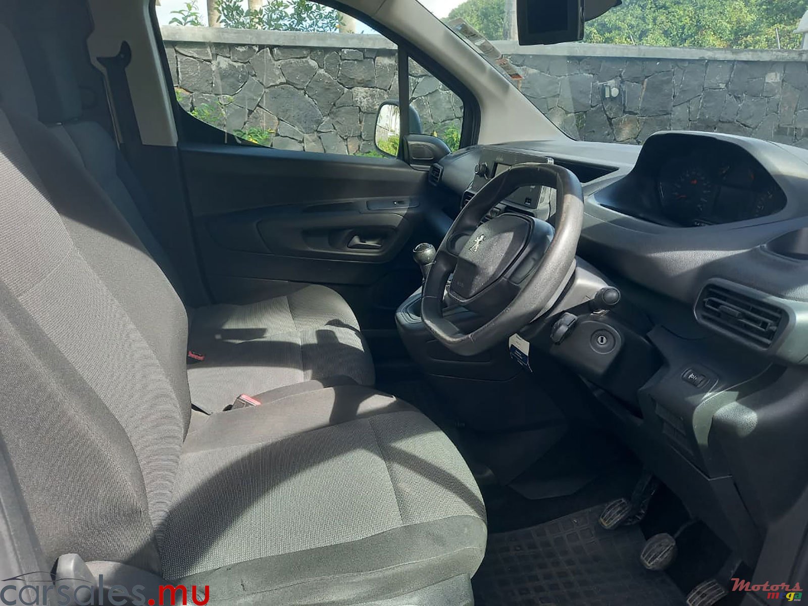 2020' Peugeot Partner Maxi 1.6 HDI photo #5