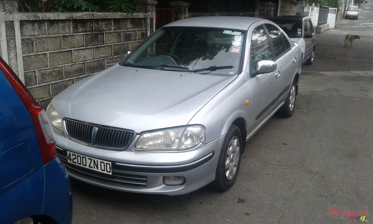 2000' Nissan Sunny photo #3