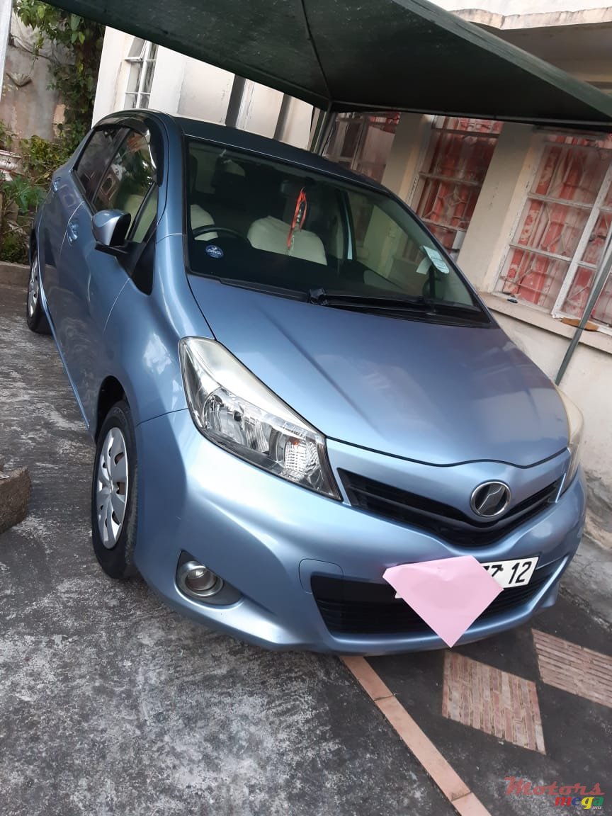 2012' Toyota Vitz NIL photo #1