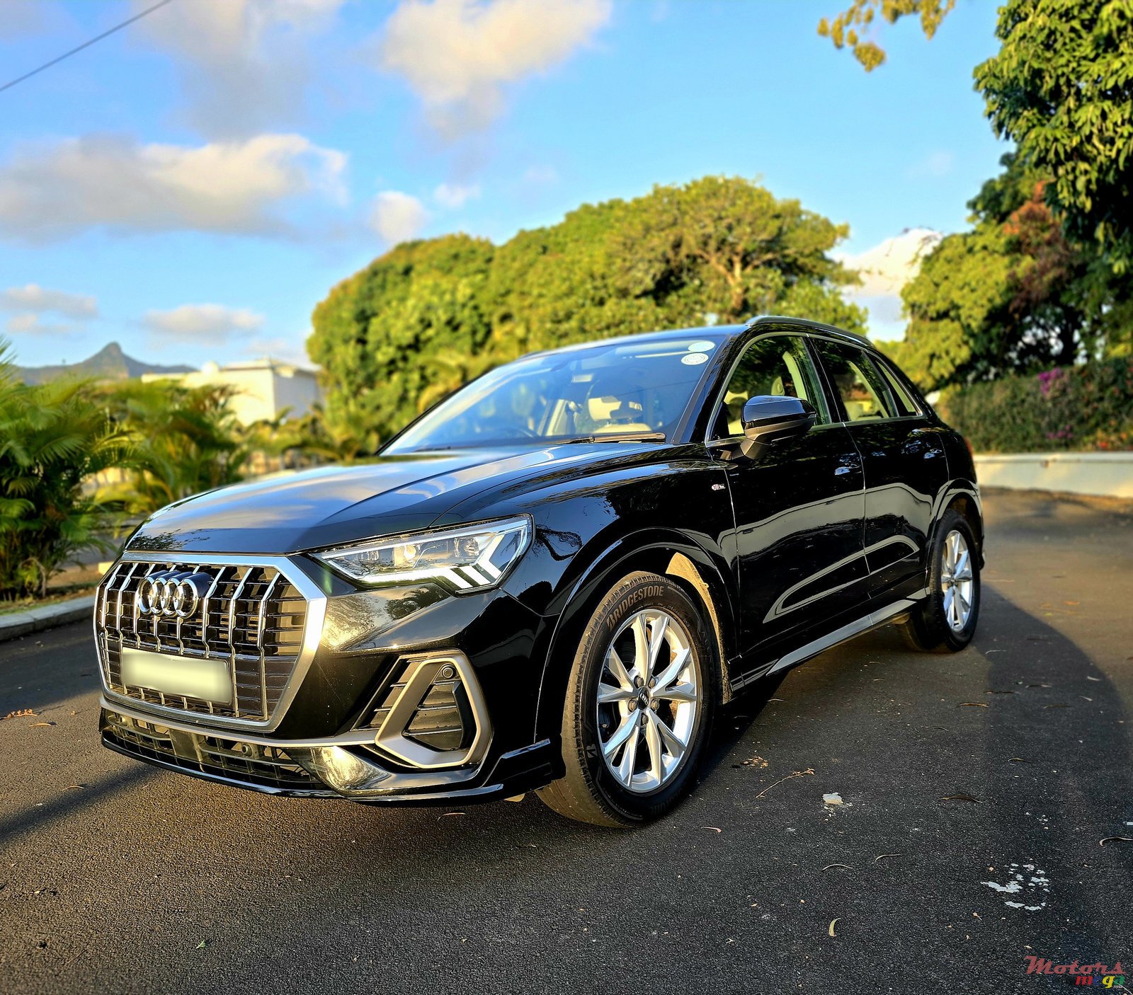 2019' Audi Q3 S-Line photo #4