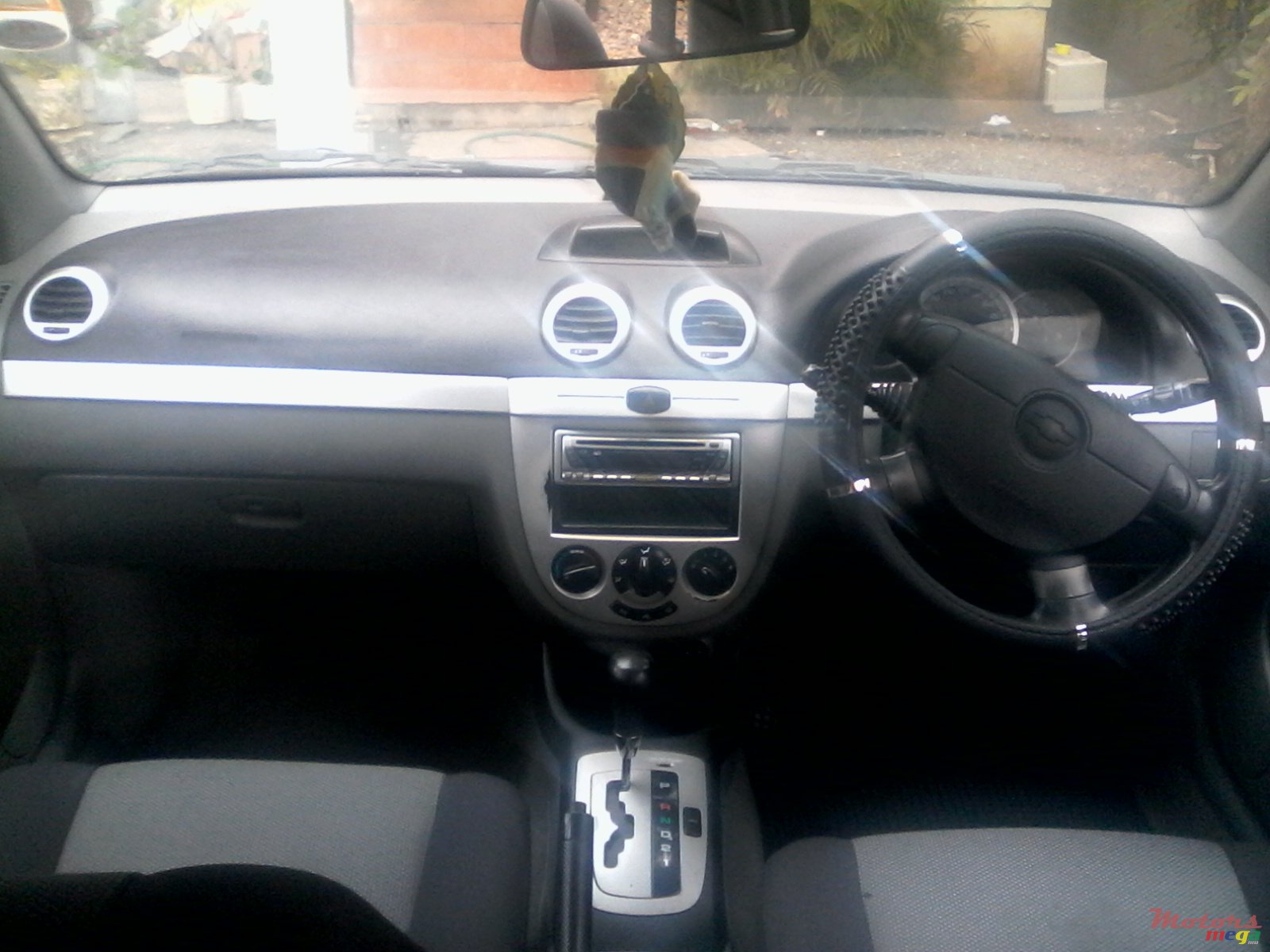 2006' Chevrolet Optra photo #3