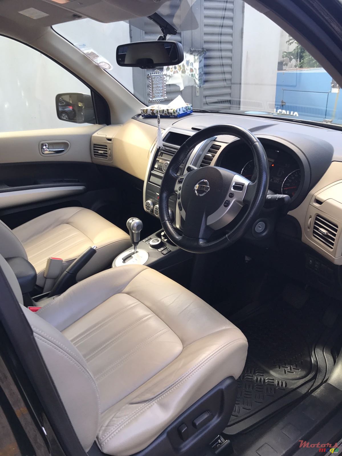 2011' Nissan X-Trail 2.5 photo #4