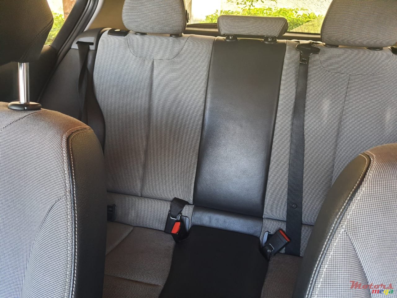 2015' BMW 116 Urban Line photo #4