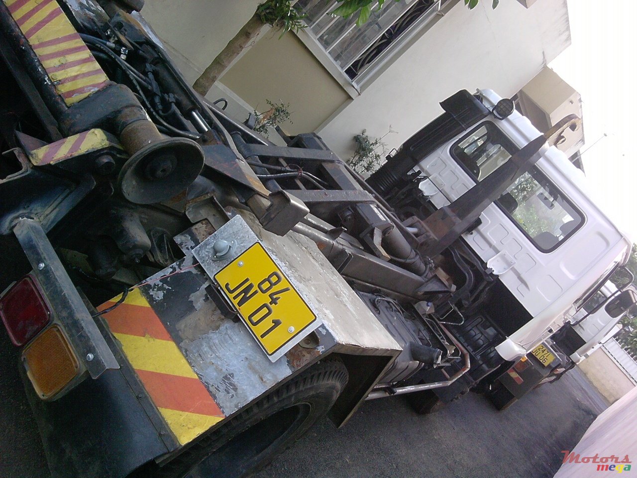 2001' Nissan lk 210 photo #4