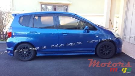 2006' Honda Fit photo #4