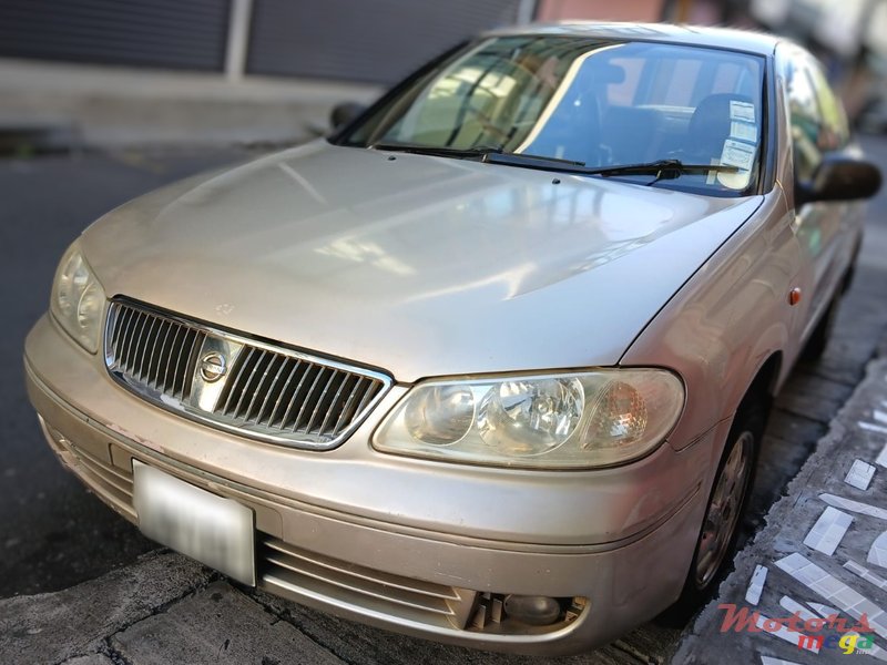 2003' Nissan photo #6