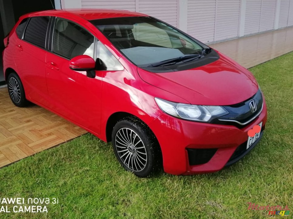 2015' Honda Fit photo #1