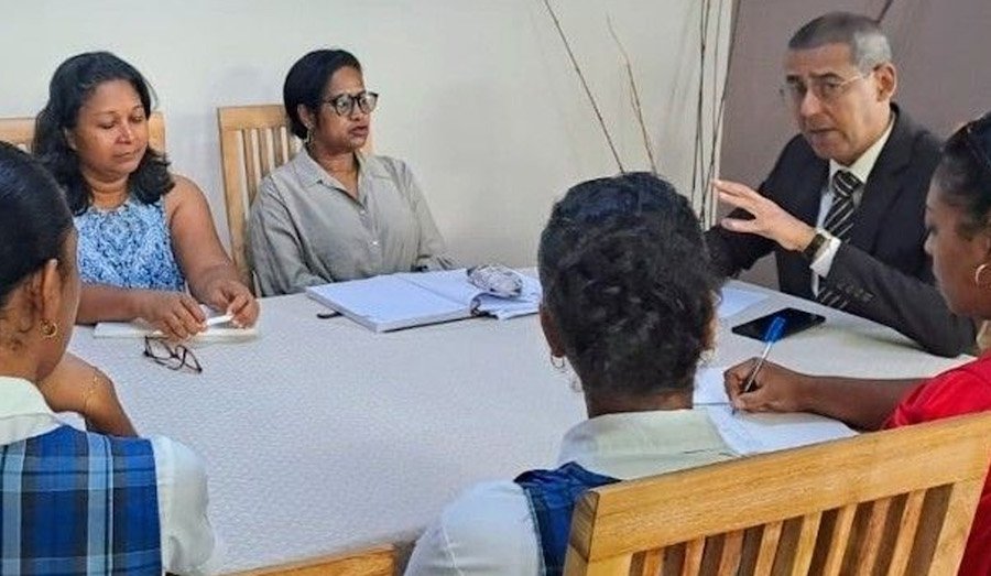 Transport scolaire : Grogne des parents d’élèves du collège Lorette de Saint-Pierre