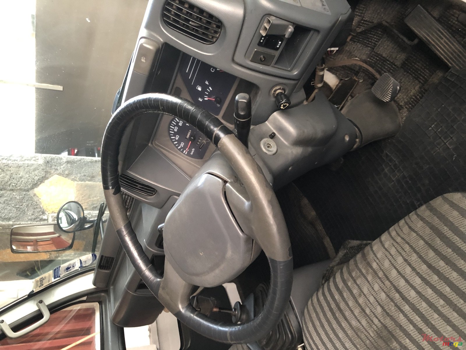 2001' Nissan Atlas single cab photo #5