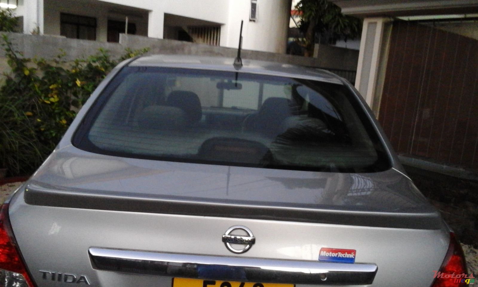 2007' Nissan Tiida photo #1