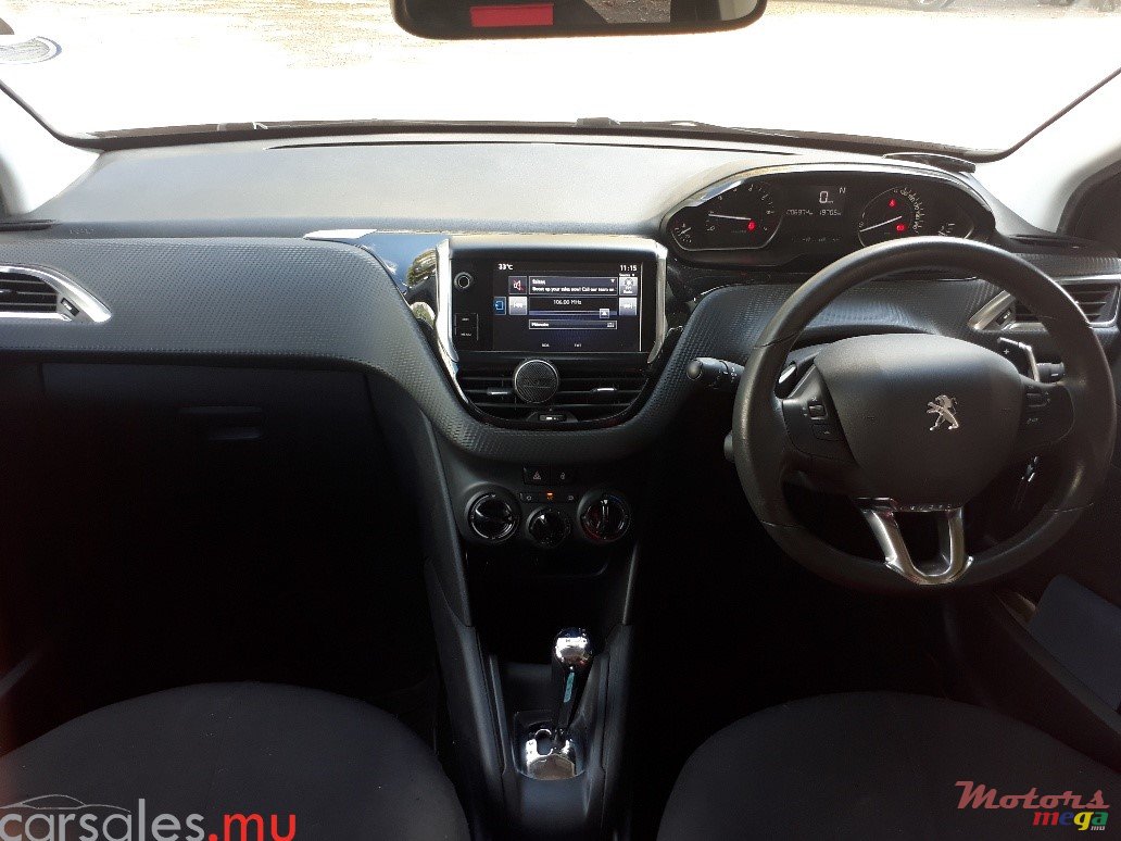 2016' Peugeot 208 Active 1.2T photo #6