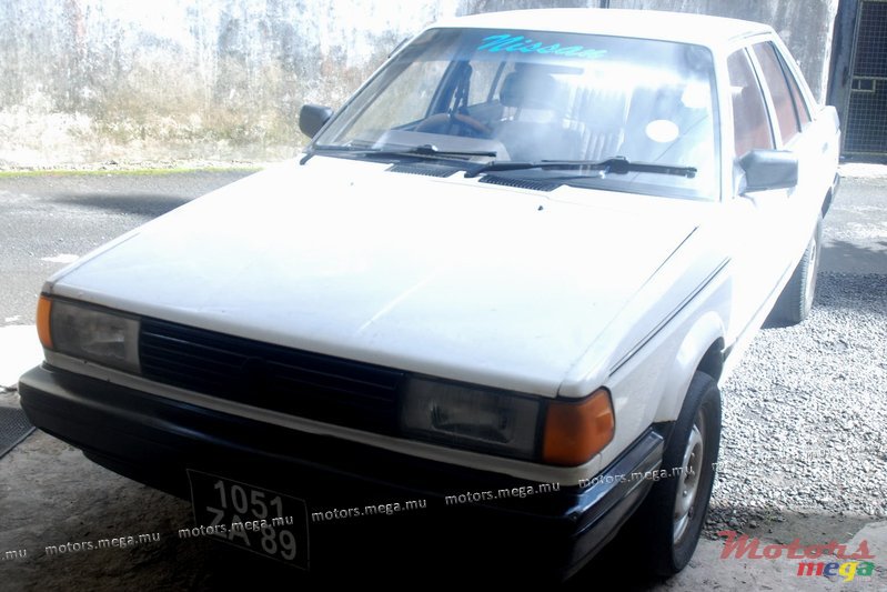 1989' Nissan photo #2