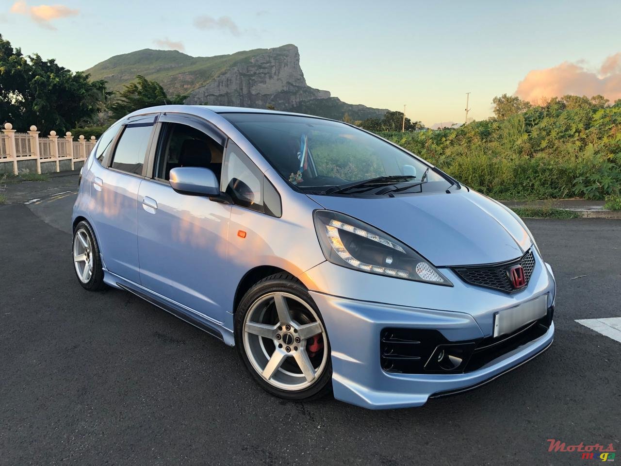 2008' Honda Fit photo #1