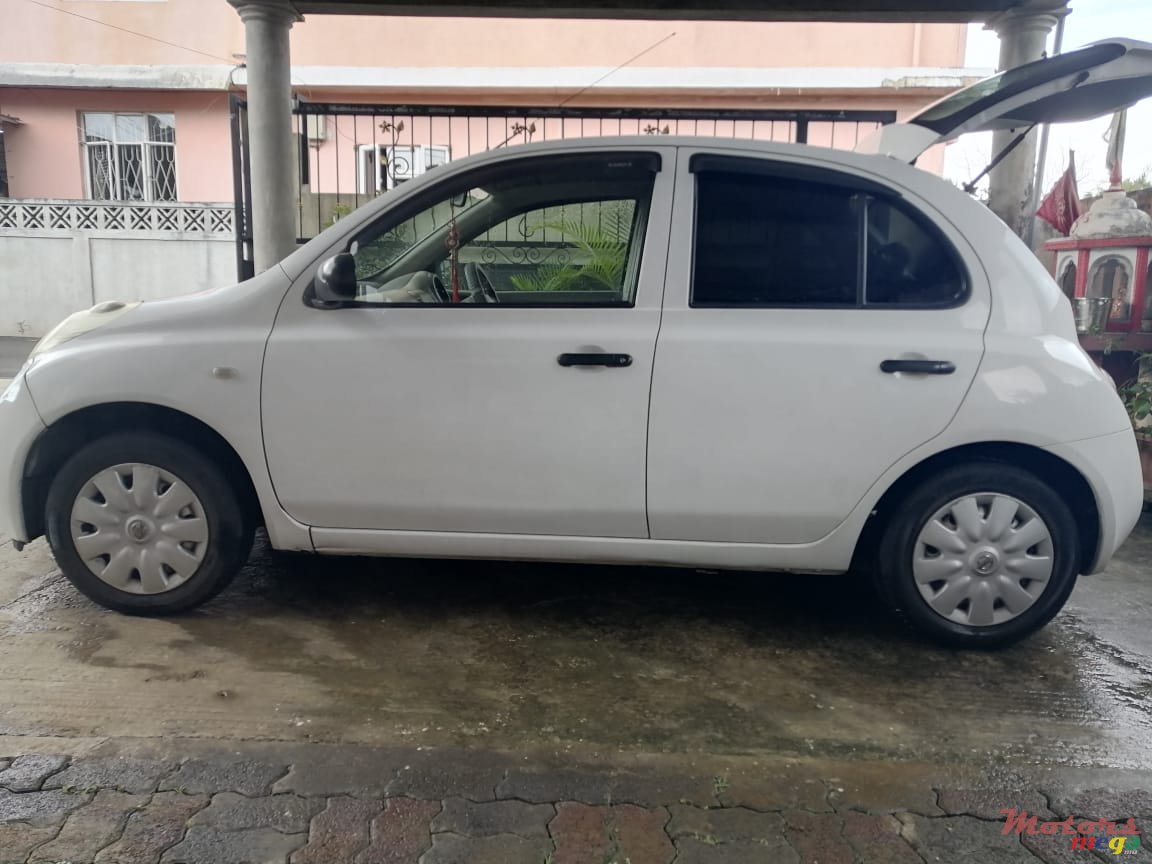 2007' Nissan March photo #1