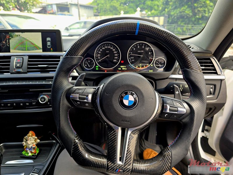 2015' BMW 420 M4 photo #7