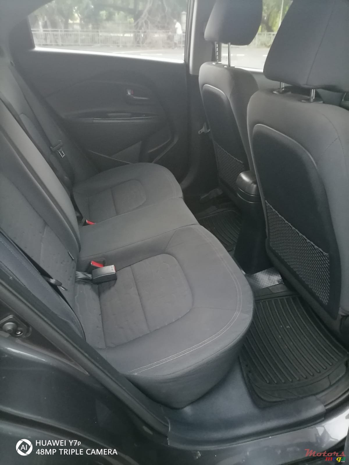 2013' Kia Rio Hatchback photo #2