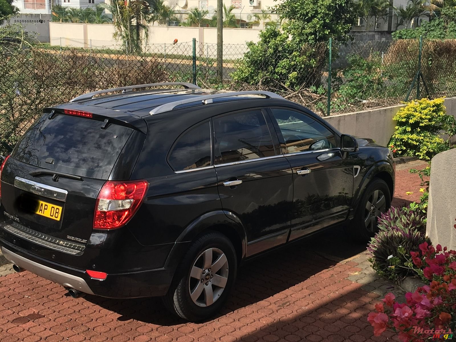 2008' Chevrolet Captiva photo #3