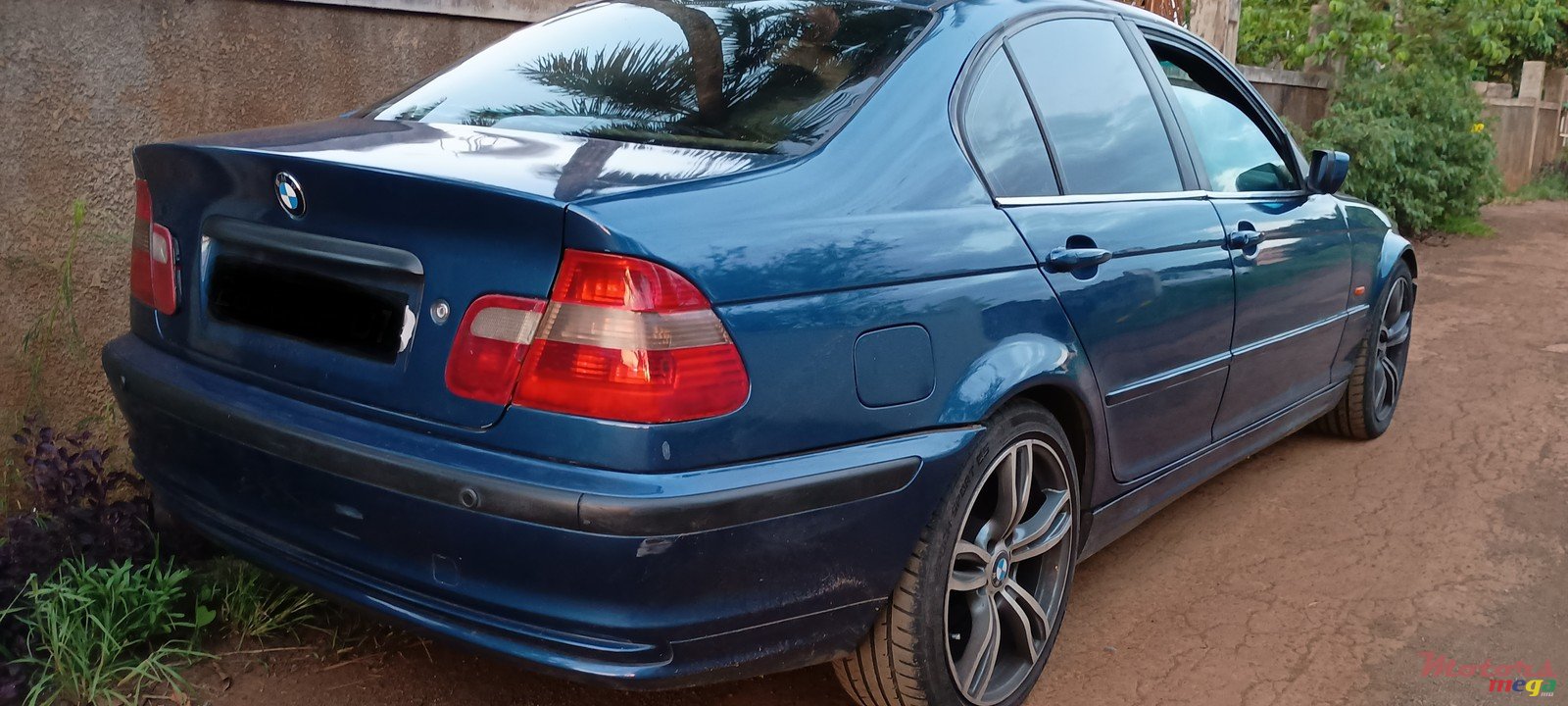 2001' BMW 3 Series Sedan photo #4