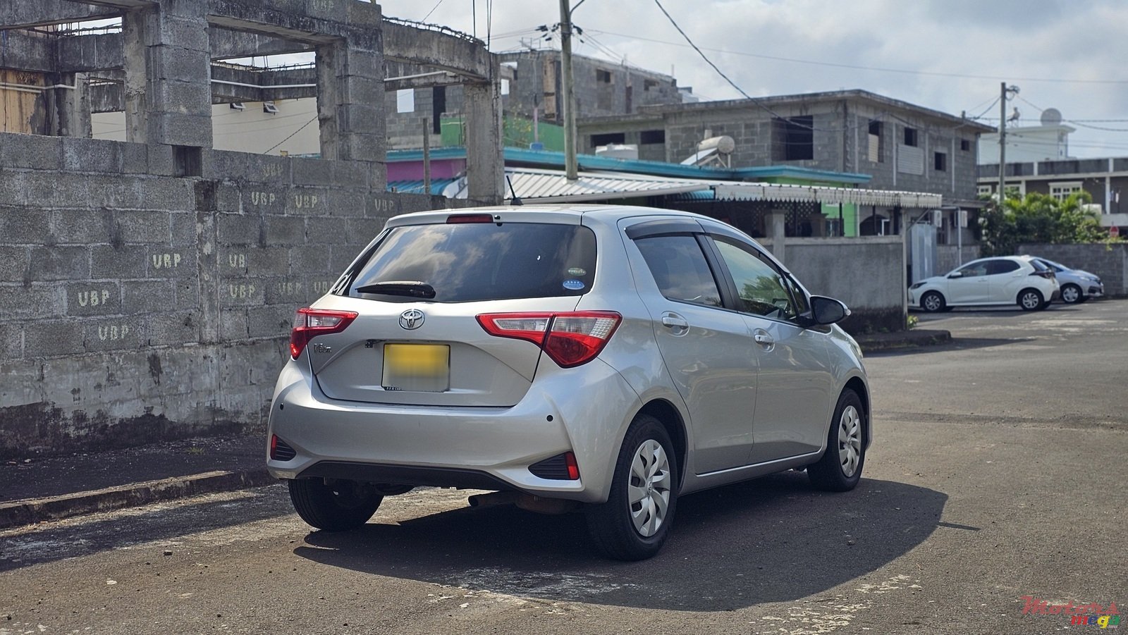 2018' Toyota Vitz photo #3