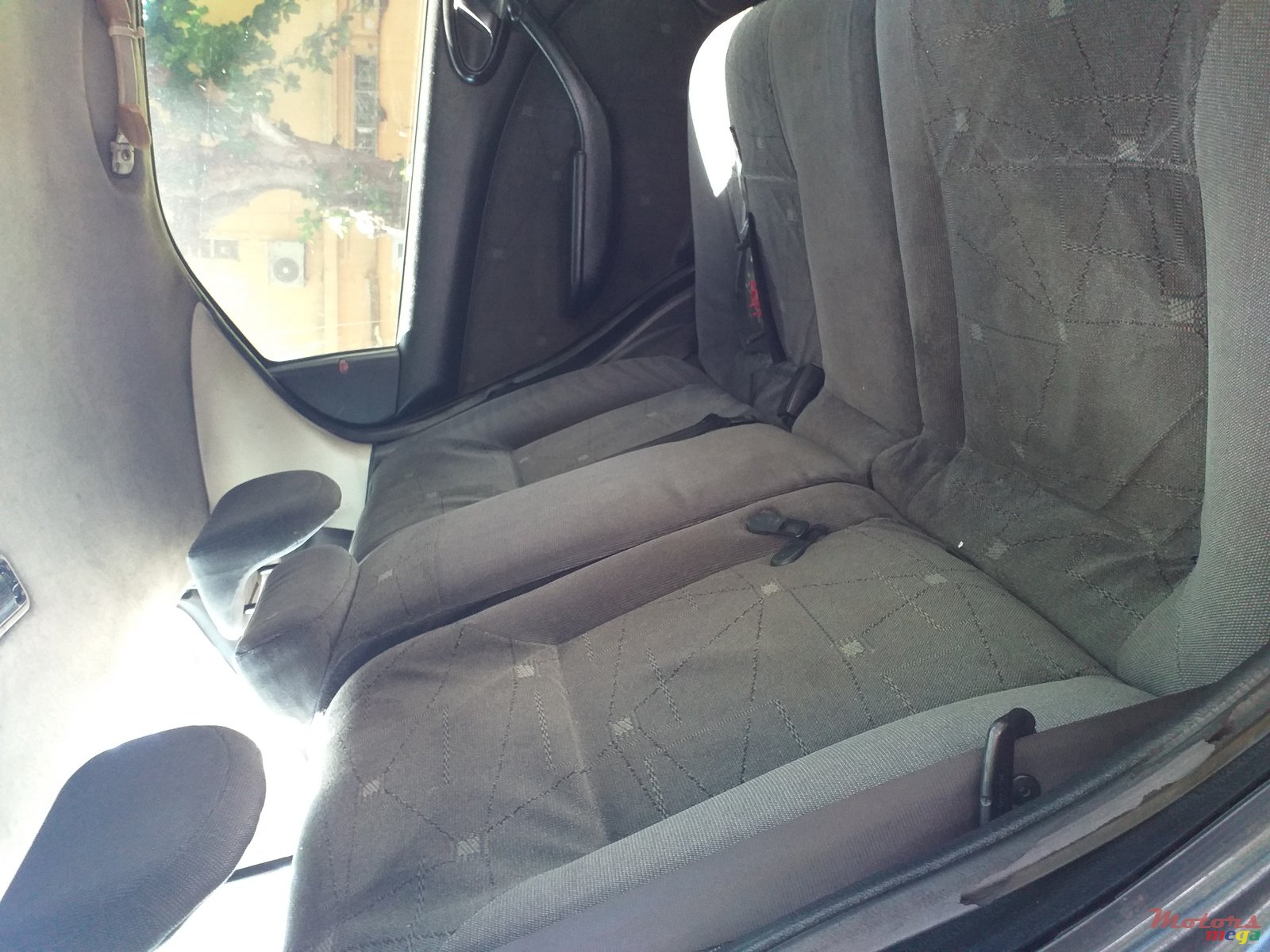 2001' Citroen Xsara Hatchback photo #4