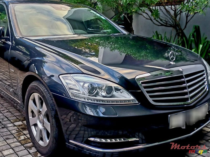 2012' Mercedes-Benz S 350 photo #1